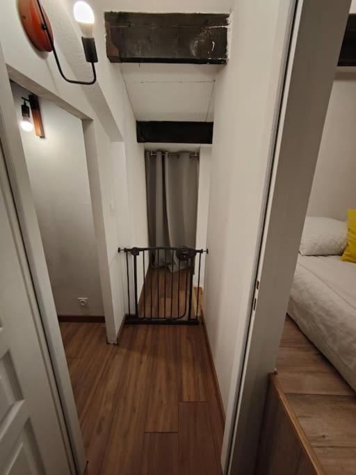 Appartement Cocooning Entierement Renove Les Angles  Extérieur photo